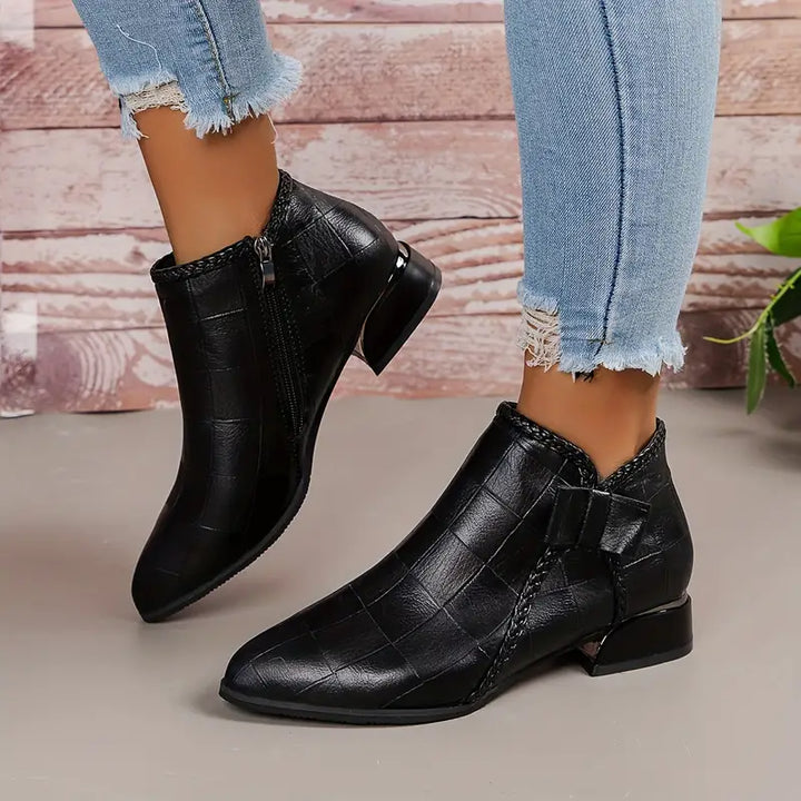 Elma | Elegante Damenstiefeletten mit niedrigem Absatz