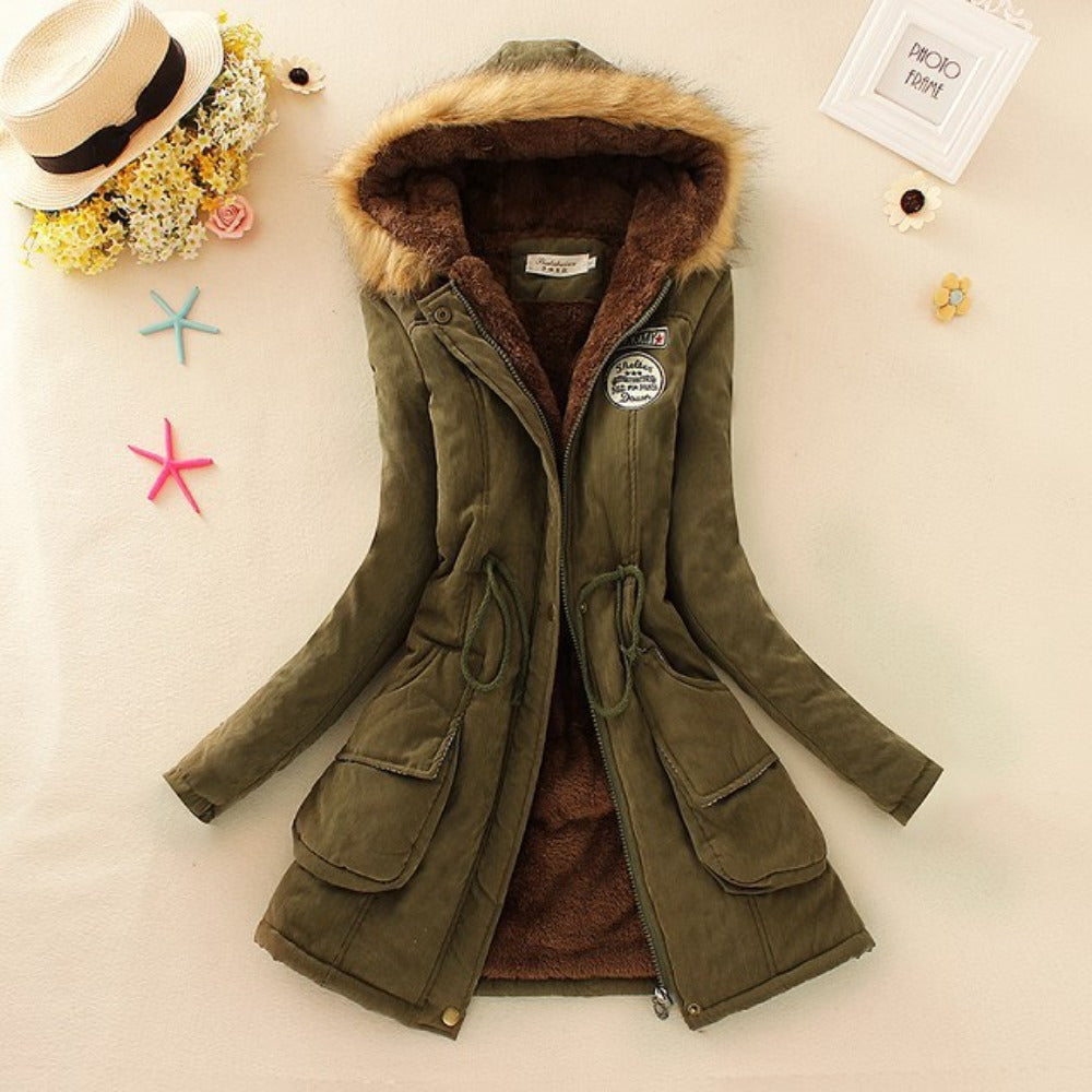 HILDE | Warme Gefütterte Winterjacke mit Kapuze für Damen