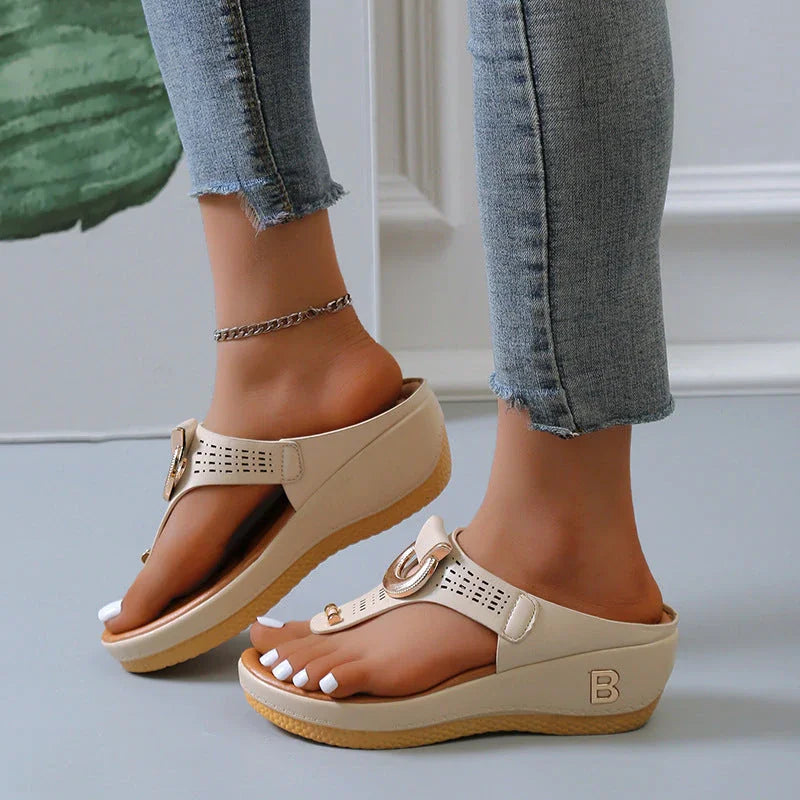 ADELAIDE | Wedge Sandalen