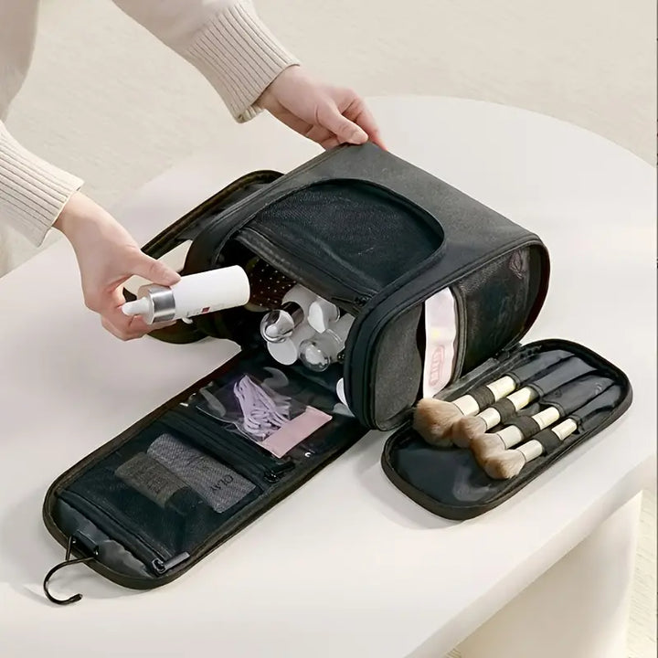 Emilia | Vielseitiger, leichter und geräumiger Reise-Essential-Organizer