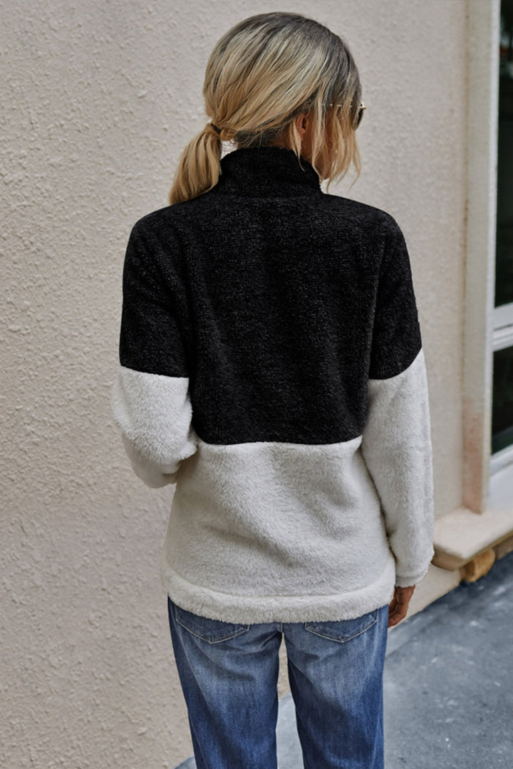Matilda | Stylisches Oberteil mit Reißverschlusstasche