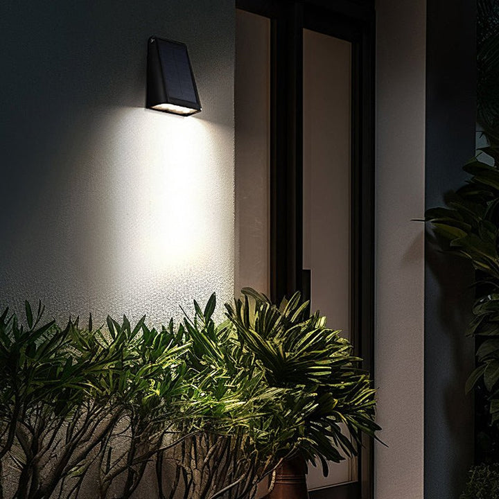 90 ° Einstellbare intelligente LED wasserdichte schwarze moderne Solarwandleuchten 2