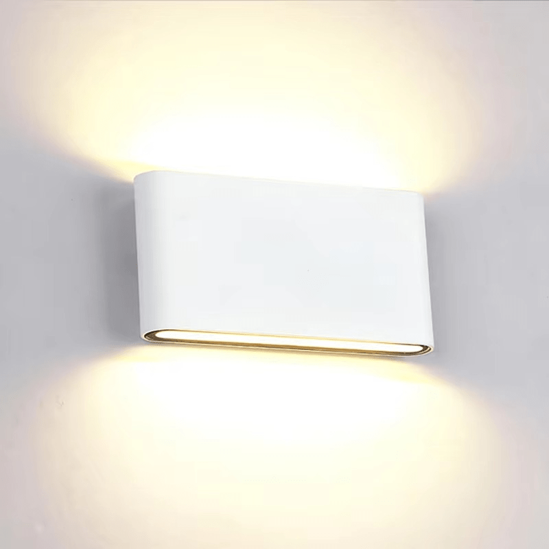 Clarion Wandleuchte 1