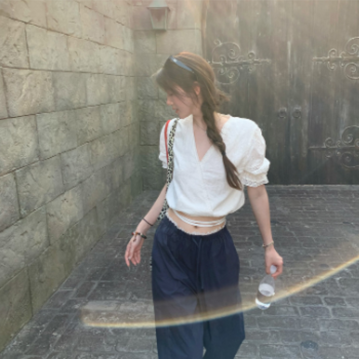 Damen Weiße V-Ausschnitt Oktoberfest Dirndl Bluse 0