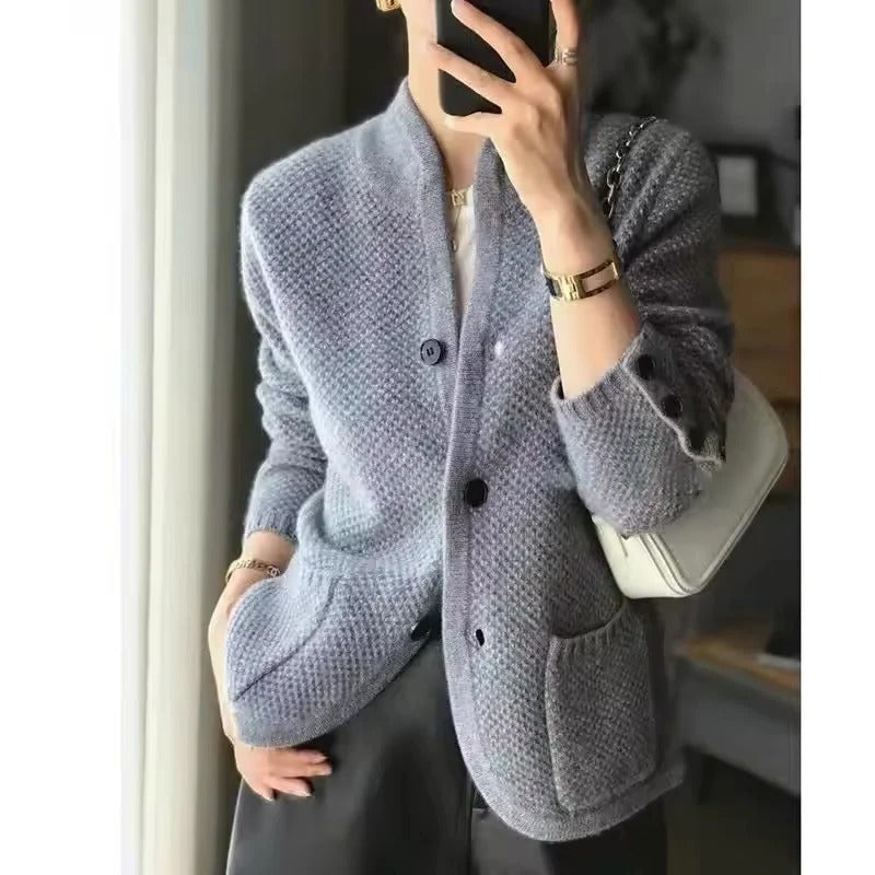 Dicke Wollpulloverjacke für kaltes Winterwetter 1