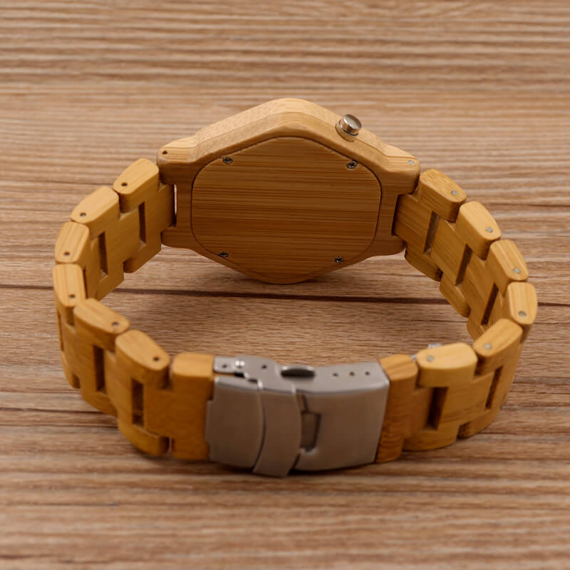 Digitale hölzerne LED -Uhr 5