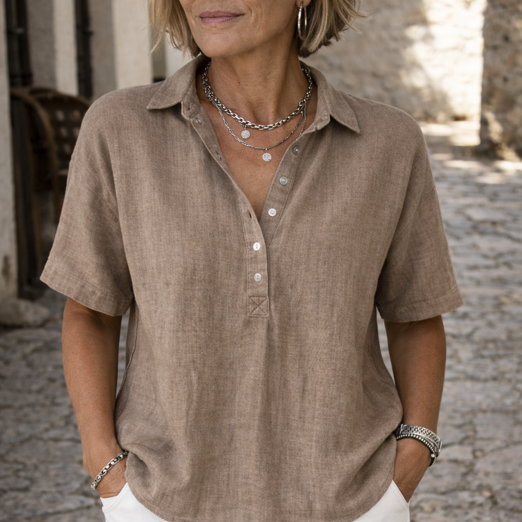 Elegante Bluse für Frauen – Luftige Passform, Klassischer Kragen, Vielseitig Kombinierbar 0
