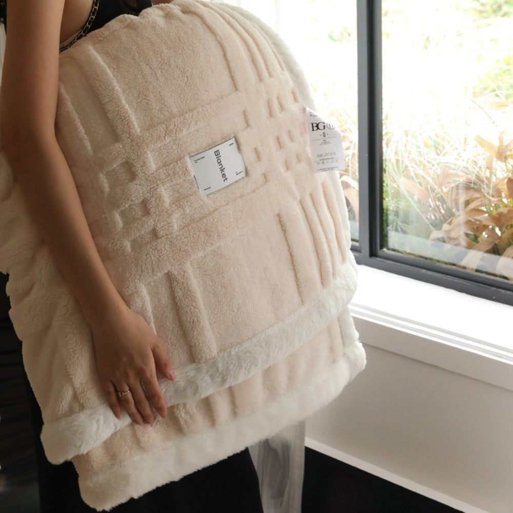 Elegante Winterdecke für Erwachsene aus weichem Mikrofaser-Material 6