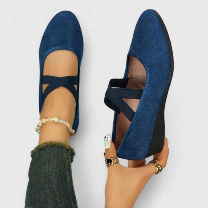 Elegante orthopädische Schuhe für Damen - Bequeme Slip-On mit hochwertiger Verarbeitung 1