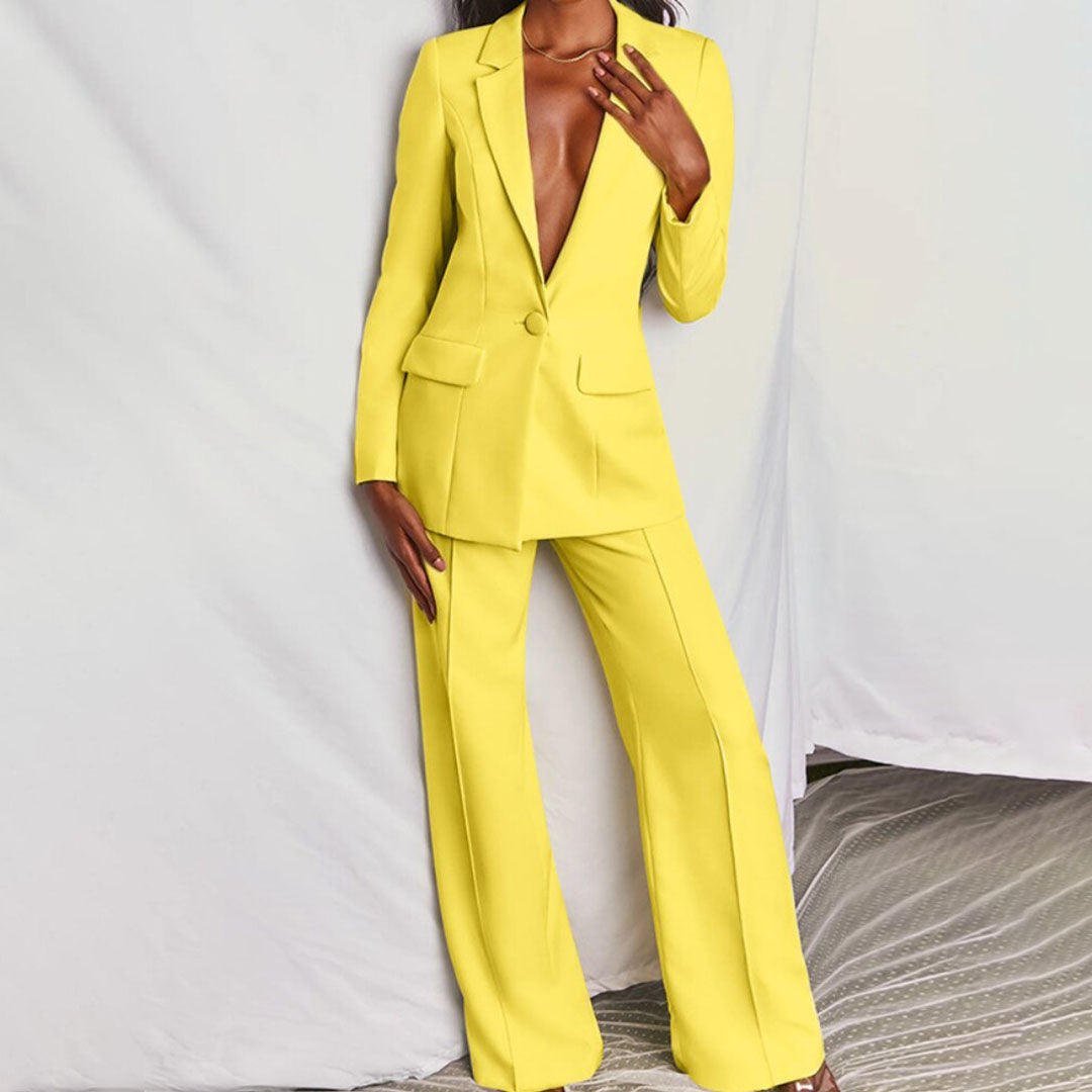 Eleganter Damen Blazer und Hosenanzug für Herbst | Maßgeschneiderter Look für Beruf und Anlass 0