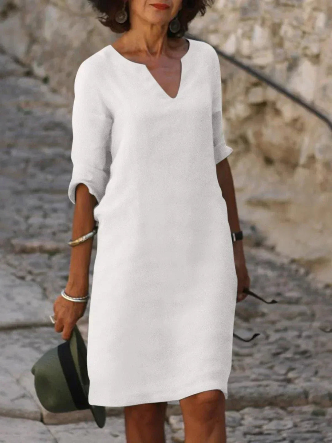 Elegantes Damenkleid mit V-Ausschnitt für stilvolle Anlässe und Alltag 6