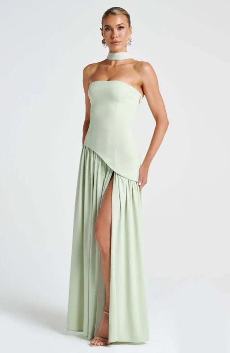 Elegantes Maxikleid für Damen mit trägerlosem Schnitt und fließender Silhouette 3