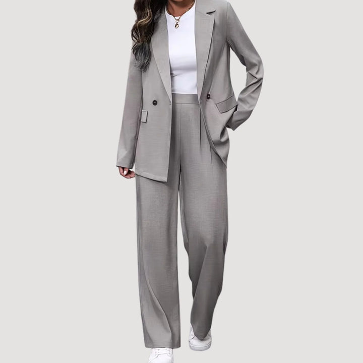 Emilia | Damen Taillierter Zweireihiger Hosenanzug mit Weiter Hose 6