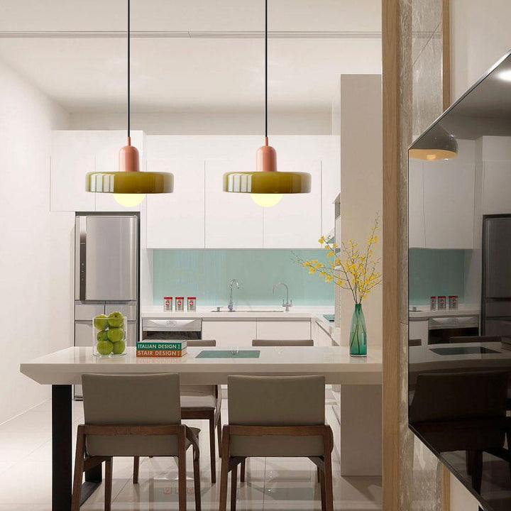 Farbenfrohe Pendelleuchte im Bauhaus-Stil – StiloGlas 4