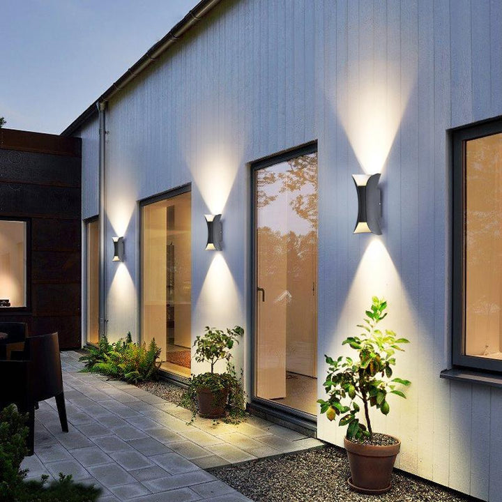 Gebogene LED auf und ab Licht wasserdichte moderne Außenwandleuchten 0