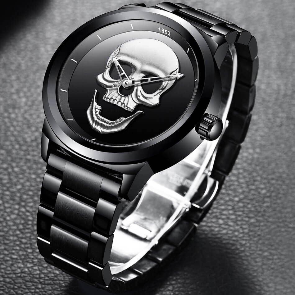 Herrenschädel Uhr 6