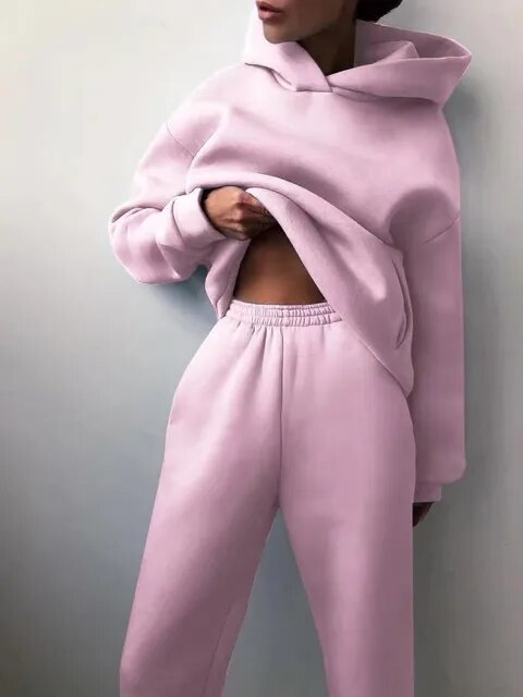 Clara | Gemütliches Damen-Sweatset mit Kapuze und Jogginghose