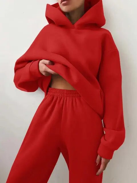 Clara | Gemütliches Damen-Sweatset mit Kapuze und Jogginghose
