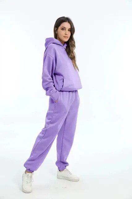 Clara | Gemütliches Damen-Sweatset mit Kapuze und Jogginghose