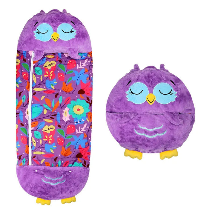 Kinder-Schlafsack und Kuscheltier in einem 4