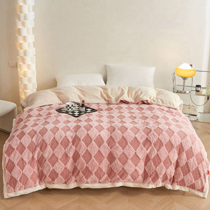 Kuscheldecke mit Diamantmuster für Komfort aus Teddy-Velours und Alpaka-Wolle 2