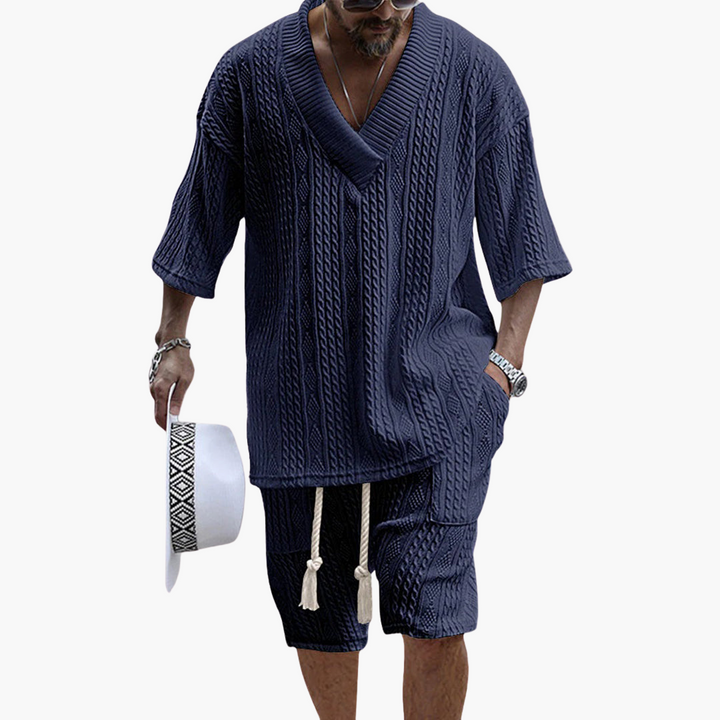 Luftiges Herren Sommer-Outfit mit Kurzarm-Hemd und Shorts für warme Tage, Bequem und Stylisch für Freizeit und Reisen 2