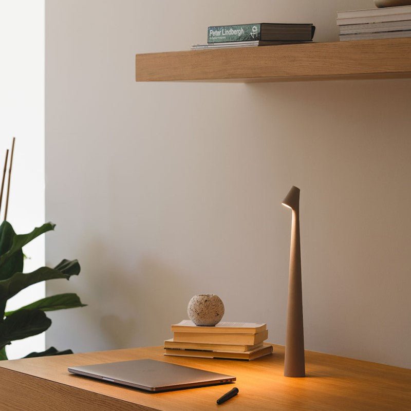 Minimalistische Balkenlampe 4