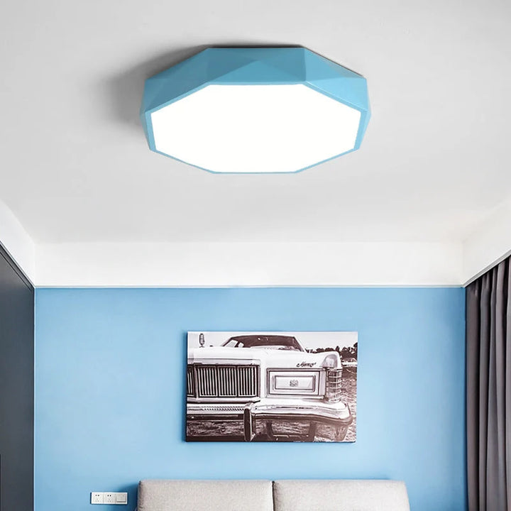 Moderne LED-Deckenleuchte im abstrakten skandinavischen Design 2