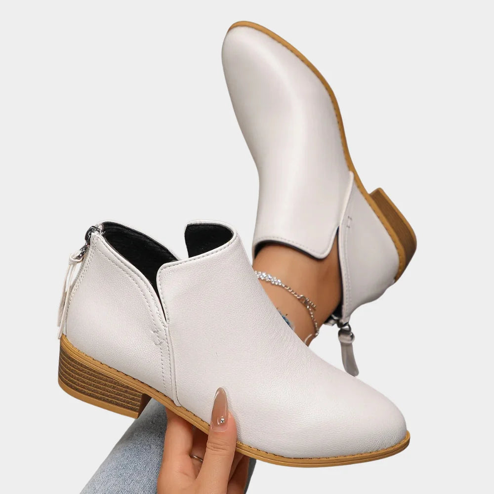 Oakley | Niedrige Absatz-Stiefeletten 11