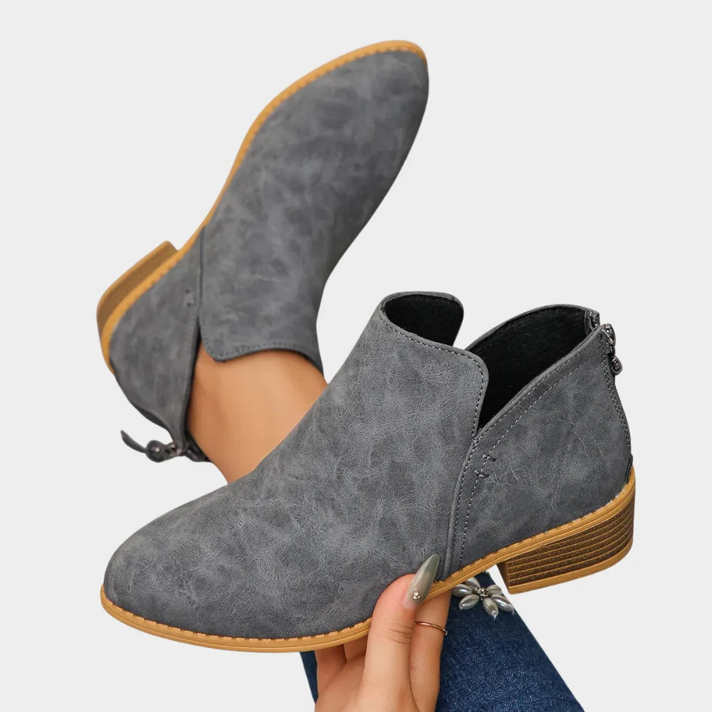 Oakley | Niedrige Absatz-Stiefeletten 9