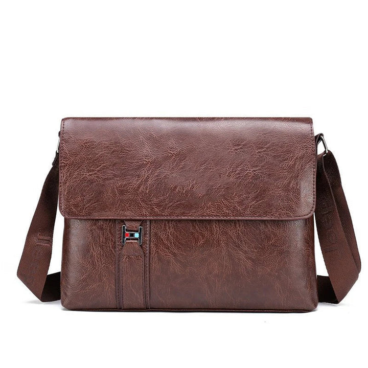 Lars | Minimalistische große Leder-Schultertasche