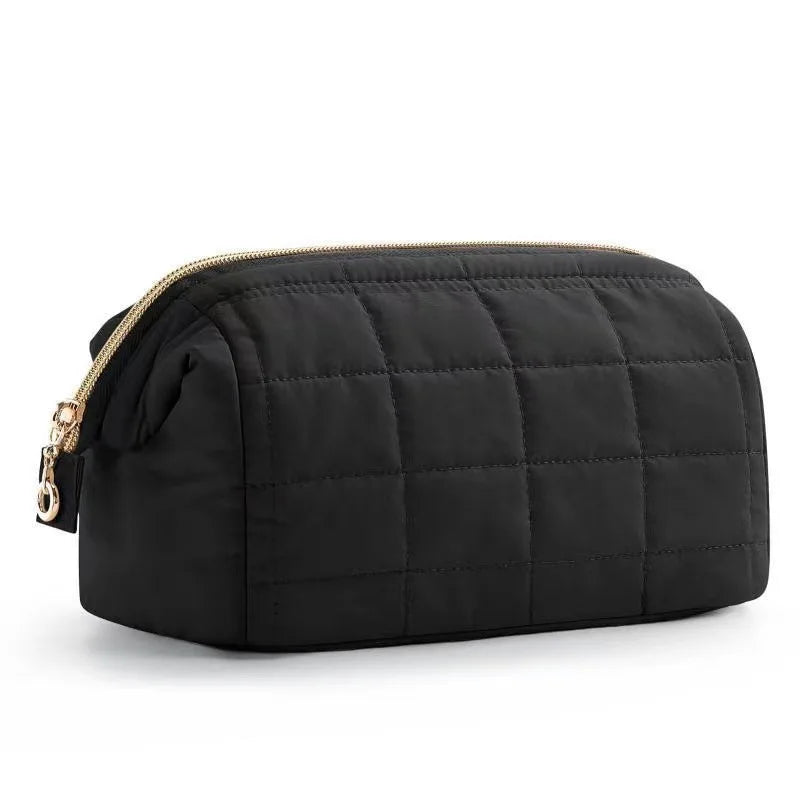 Louise | Elegante und geräumige weiche, gesteppten Kosmetiktasche