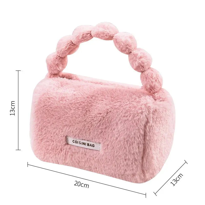 Elia | Winter Plüsch Kosmetiktasche