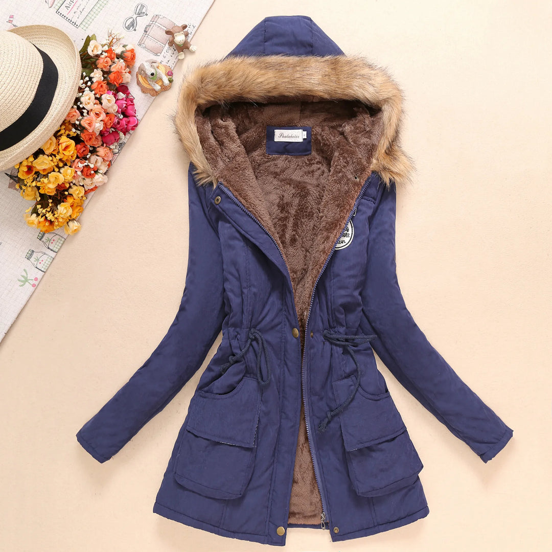 HILDE | Warme Gefütterte Winterjacke mit Kapuze für Damen