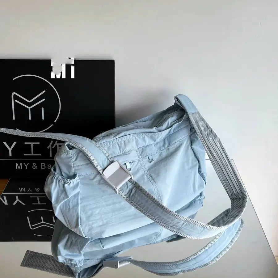 Isabel | Leichtgewicht Wasserdichte Nylon Crossbody Messenger Tasche