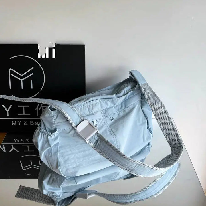 Isabel | Leichtgewicht Wasserdichte Nylon Crossbody Messenger Tasche