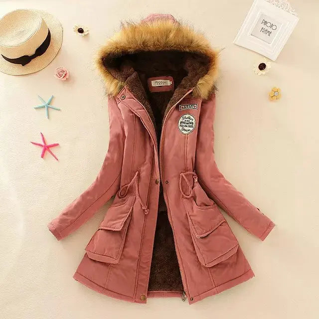 HILDE | Warme Gefütterte Winterjacke mit Kapuze für Damen