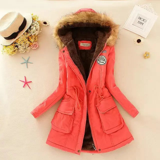 HILDE | Warme Gefütterte Winterjacke mit Kapuze für Damen