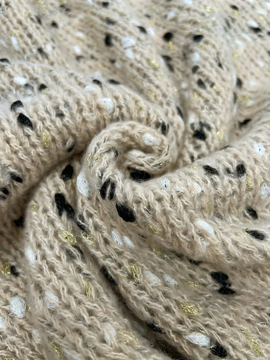 Charlotta | Gemütlicher Lochstrick-Pullover mit Rundhalsausschnitt
