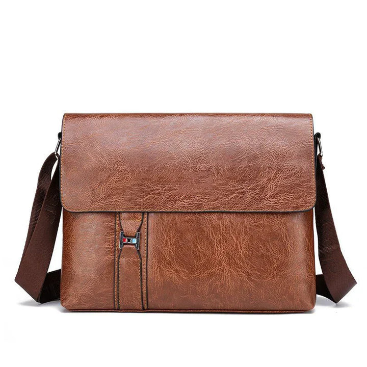 Lars | Minimalistische große Leder-Schultertasche