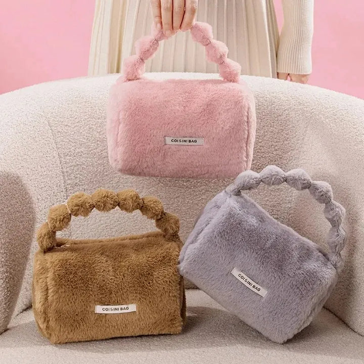 Elia | Winter Plüsch Kosmetiktasche