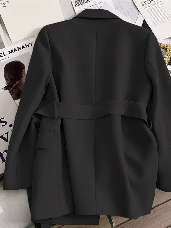 Nora | Stylischer Blazer mit Gürtel für einen Modernen Look