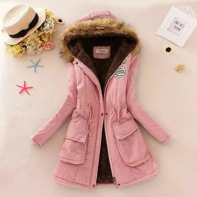 HILDE | Warme Gefütterte Winterjacke mit Kapuze für Damen