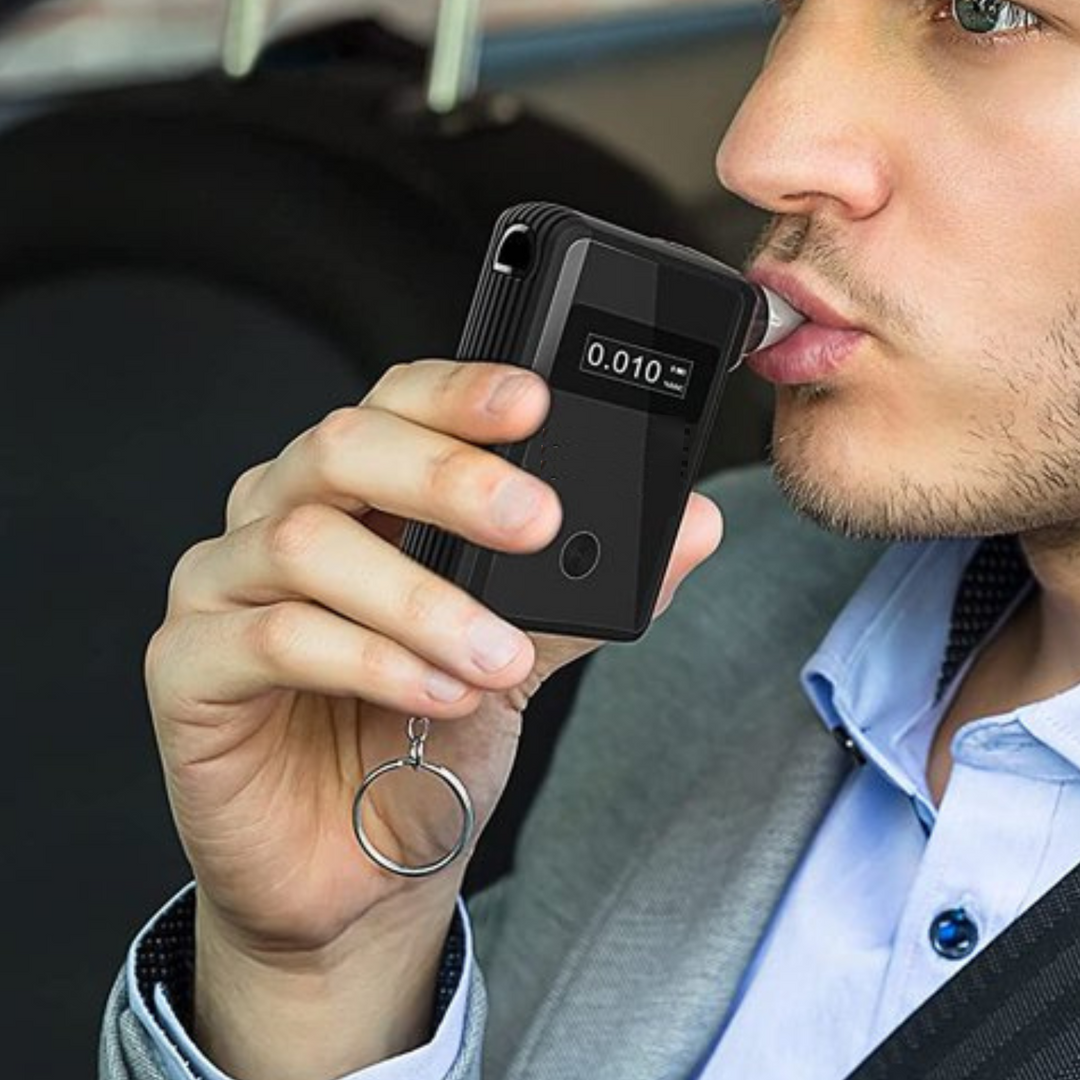 Smart Compact Tragbares Alkohol-Messgerät für Zuhause / Auto Atemalkoholtester 0