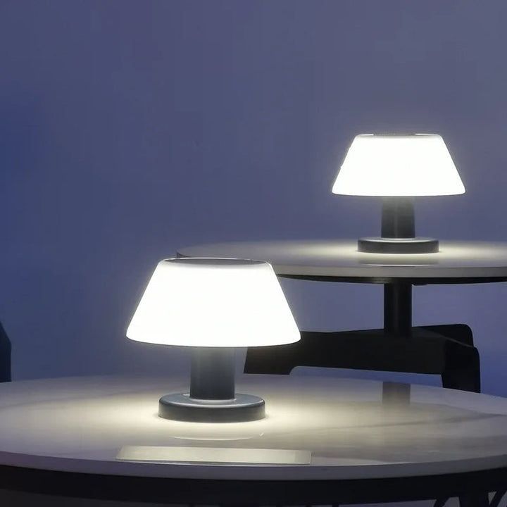 Tischlampe Ohne Kabel – Moderne Solar-Tischleuchte Mit LED Licht Für Innen Und Außen, Nachhaltige Beleuchtung, Kabellose Freiheit 1