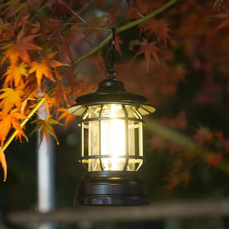 Tragbare Retro-Campinglampe 1