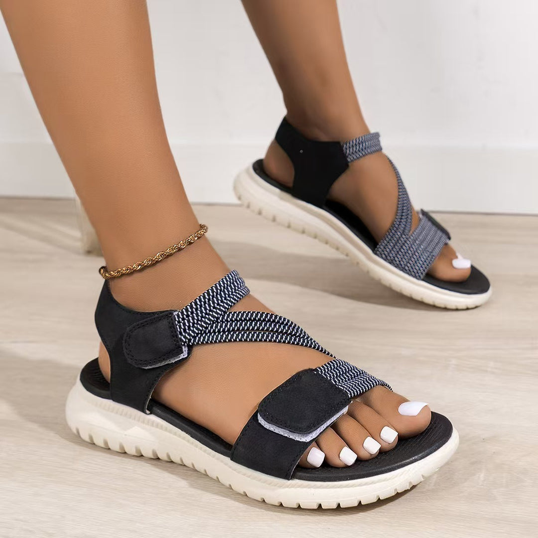 Komfortable orthopädische Sandalen mit Fußbett und archsupport