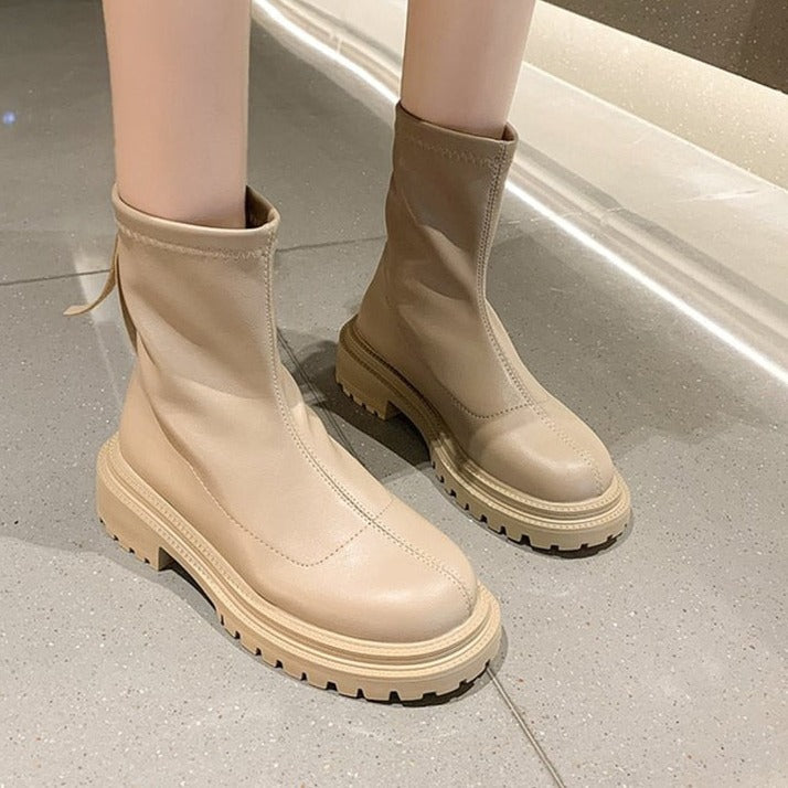 Xina Boots | Lässig, bequem & trendig 9