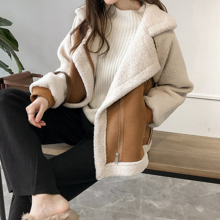 Ayanna | Modische Winterjacke mit Fleecefutte