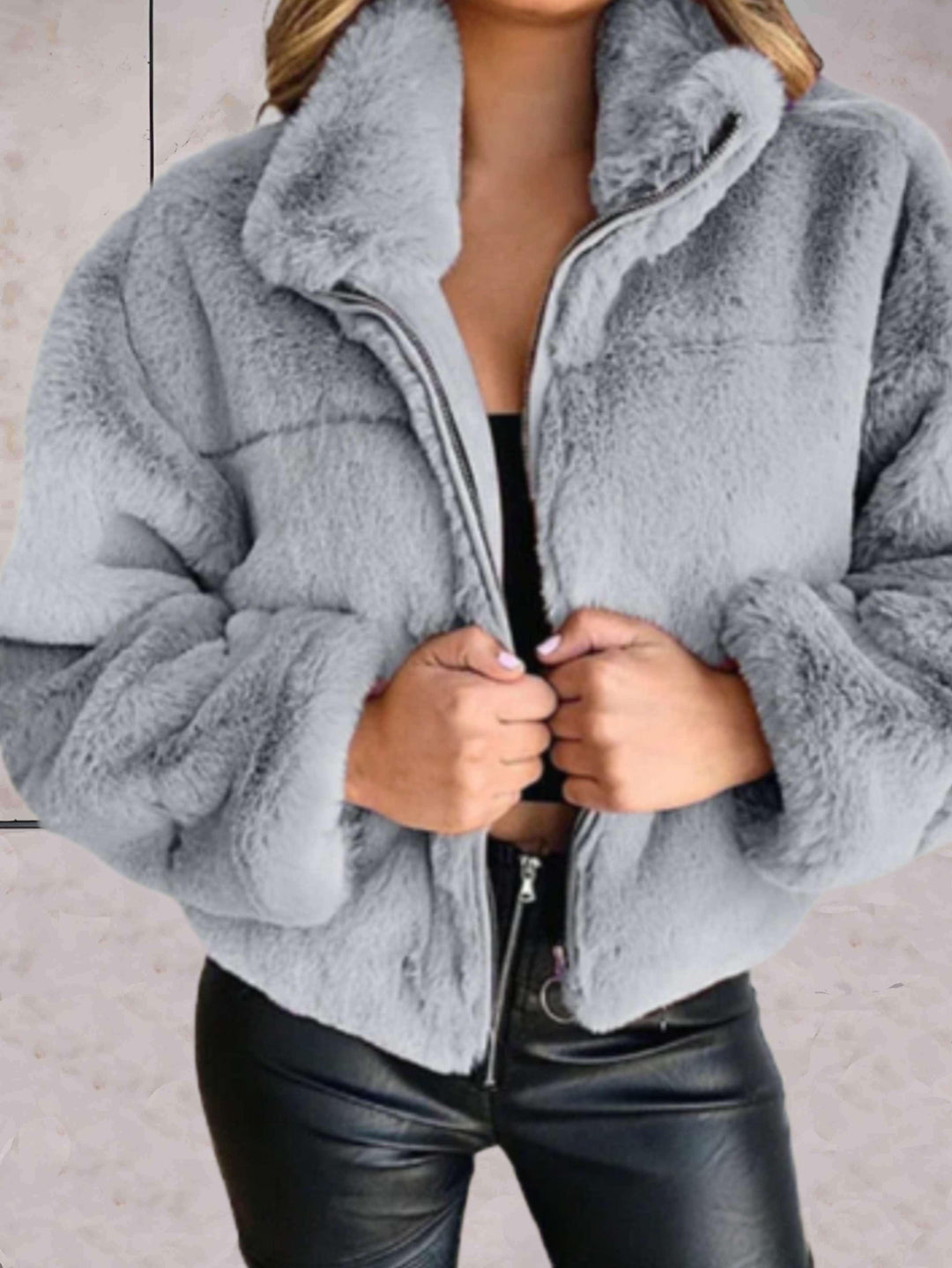 Lilly | Stilvolle Kuschelige Reißverschlussjacke